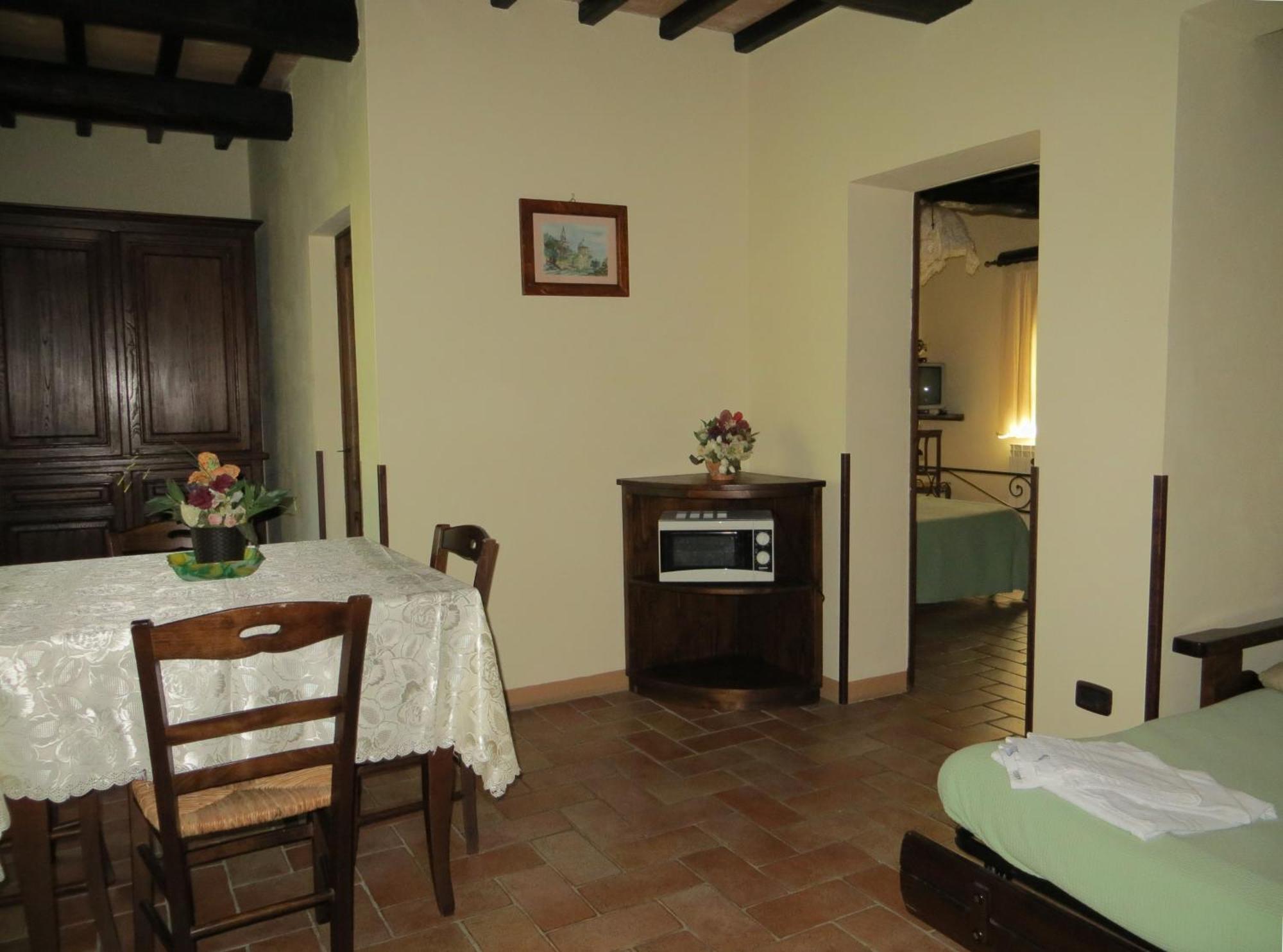 Agriturismo Casale Delle Lucrezie Тоди Экстерьер фото