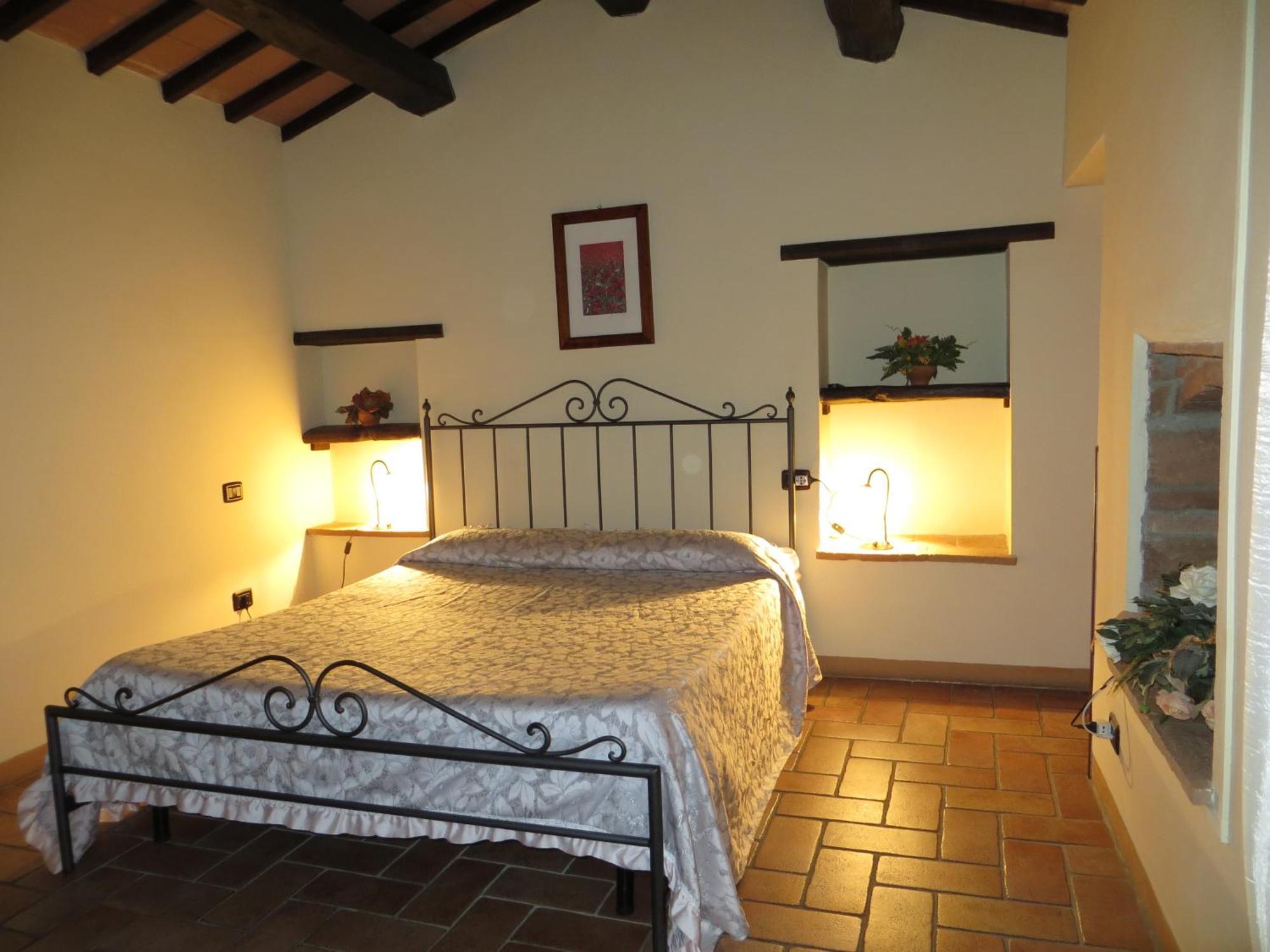 Agriturismo Casale Delle Lucrezie Тоди Экстерьер фото