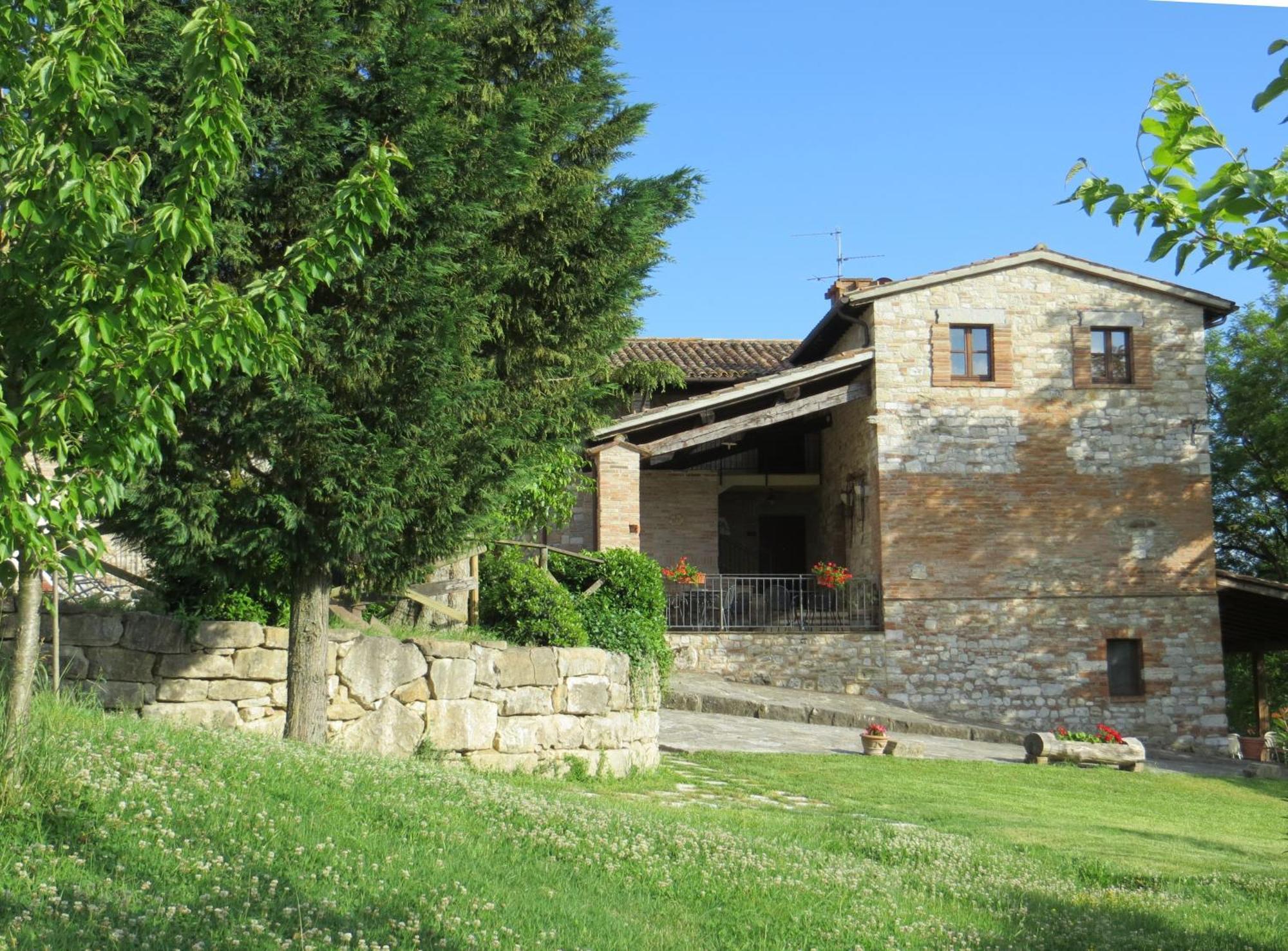 Agriturismo Casale Delle Lucrezie Тоди Экстерьер фото