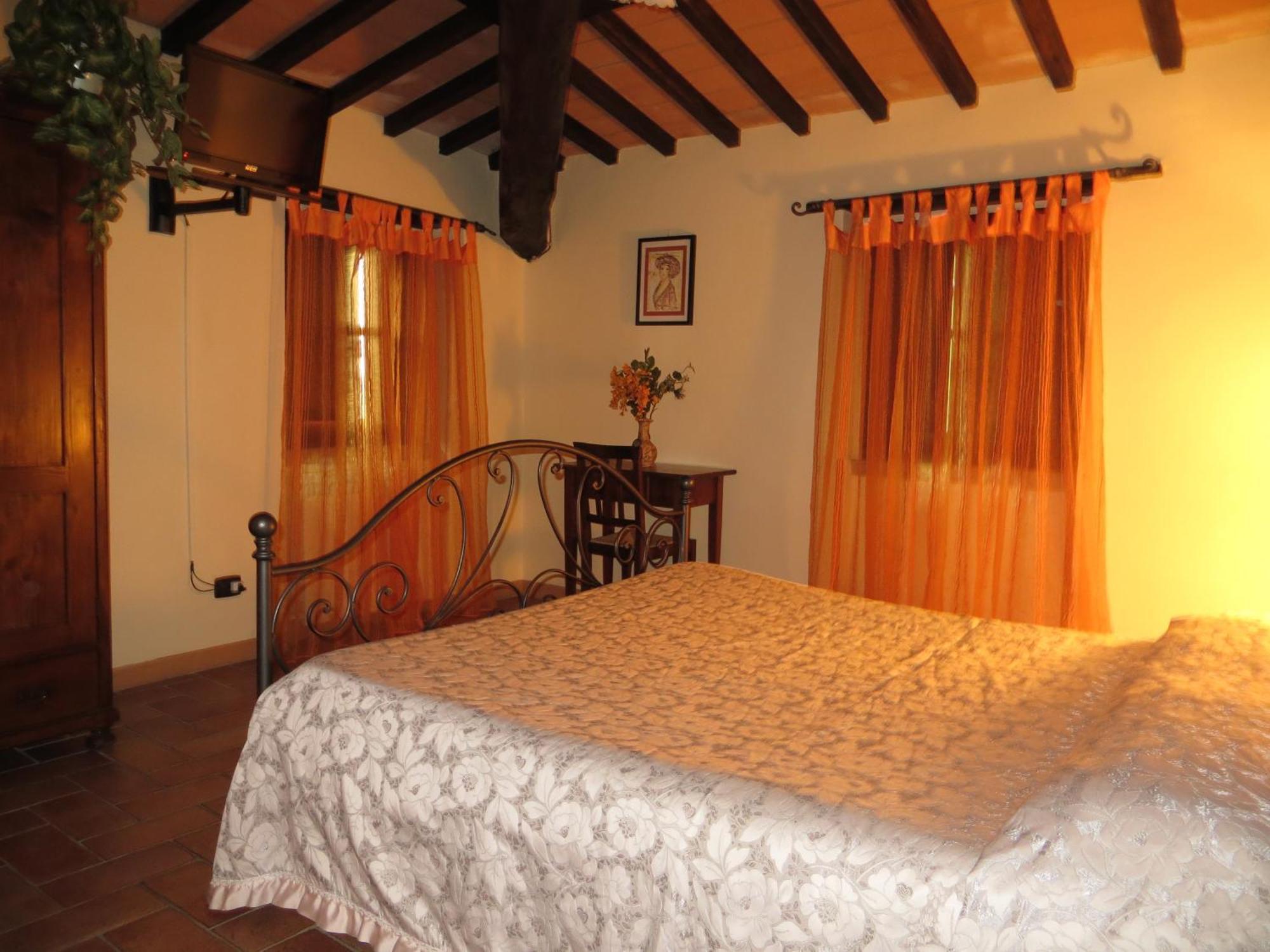 Agriturismo Casale Delle Lucrezie Тоди Экстерьер фото